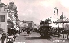 A-tram-at-White-Rock-heading-towards-the-town-centre.-1908.